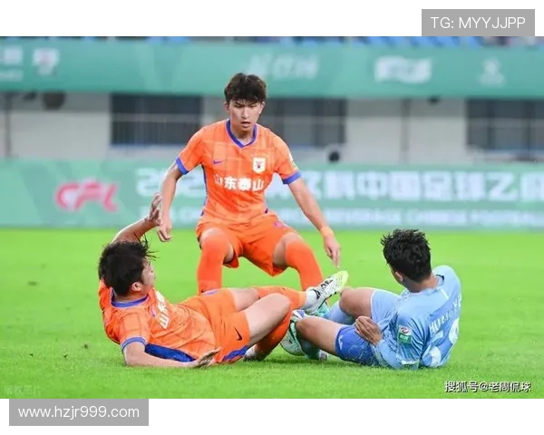 李小恒替补出场连入两球助力中国香港3-1领先孟加拉国